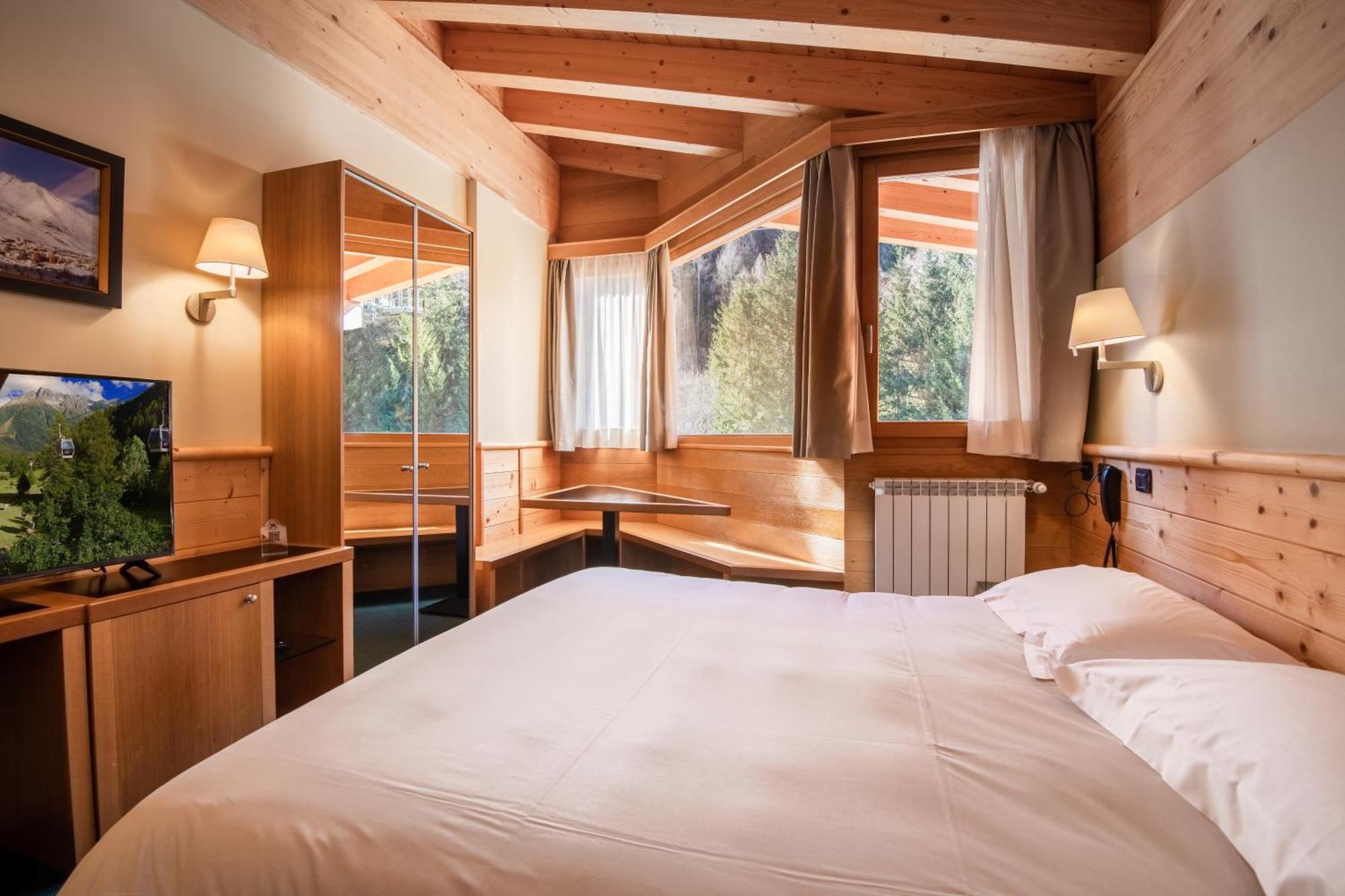 Hotel Garni Pegra Ponte Di Legno Eksteriør bilde